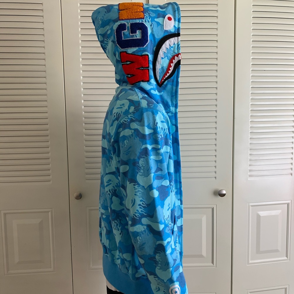 Bape zip up hoodie - Picture 2 of 16